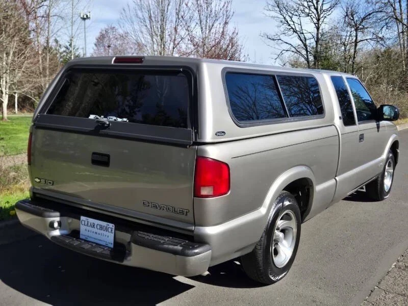 2003 Chevrolet S-10 - Image 6 of 18