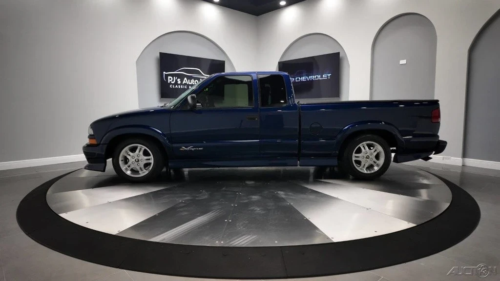 2003 Chevrolet S-10 - Image 2 of 21