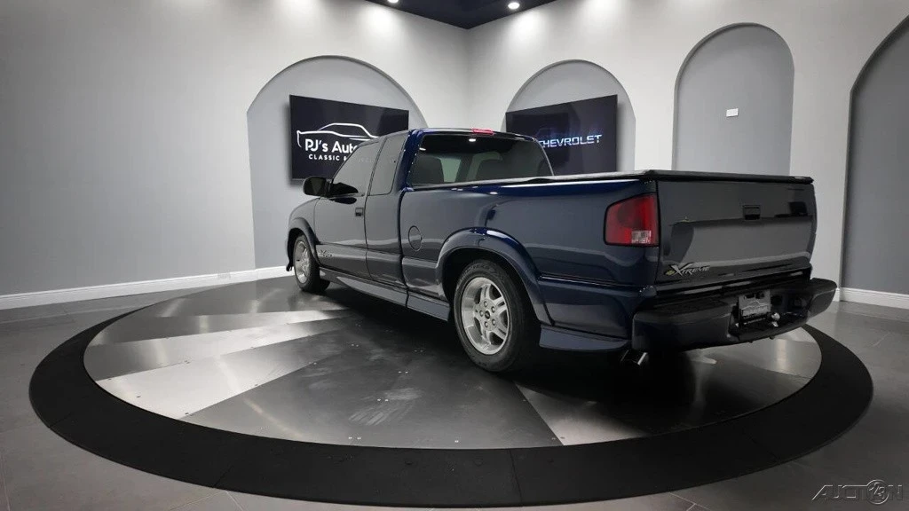 2003 Chevrolet S-10 - Image 4 of 21