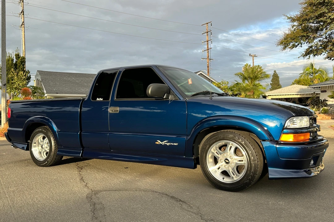 2003 Chevrolet S-10 - Image 3 of 31