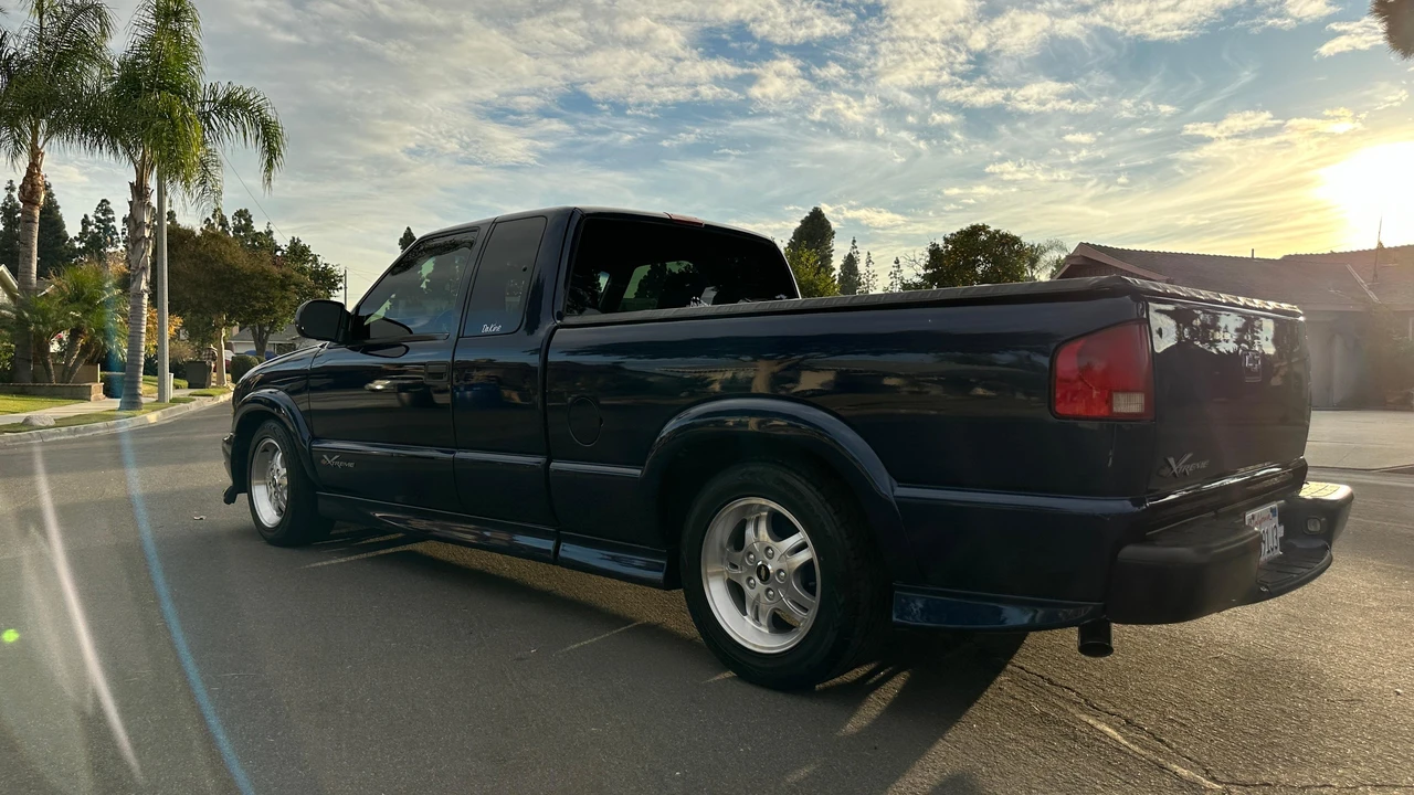 2003 Chevrolet S-10 - Image 11 of 31
