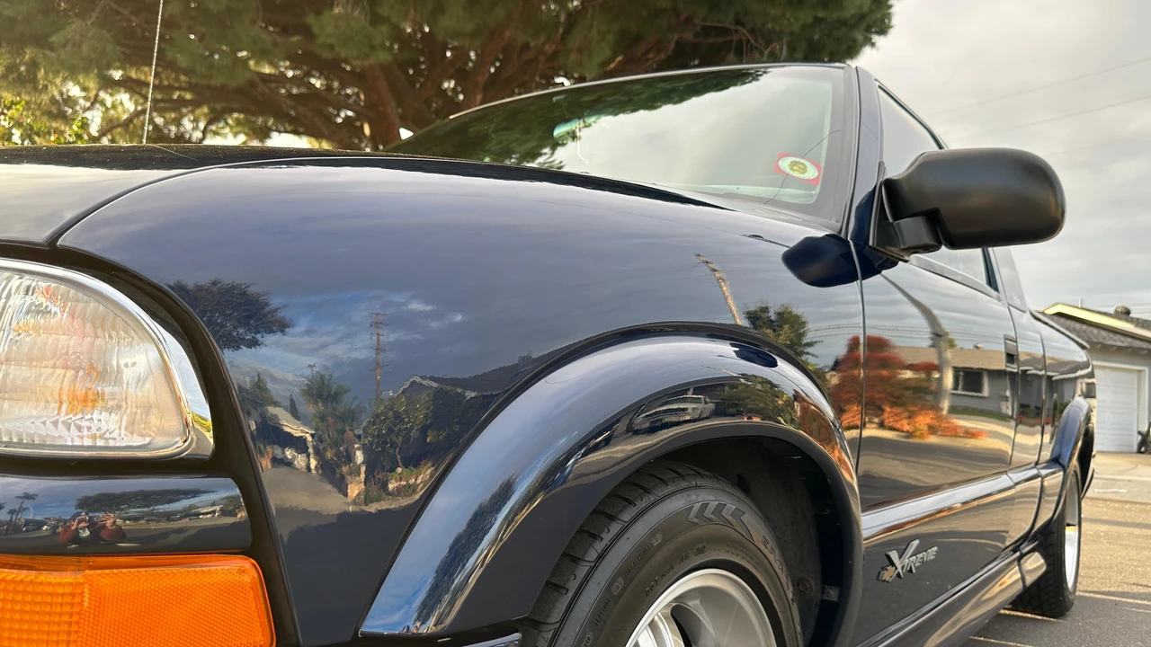 2003 Chevrolet S-10 - Image 26 of 31