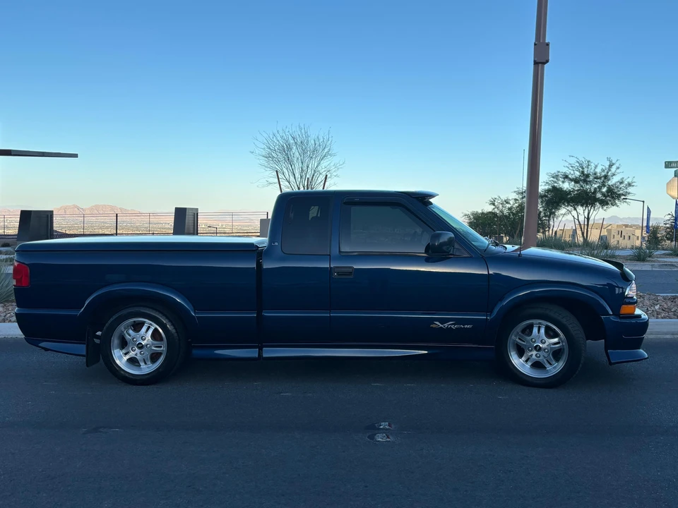 2003 Chevrolet S-10 - Image 15 of 31