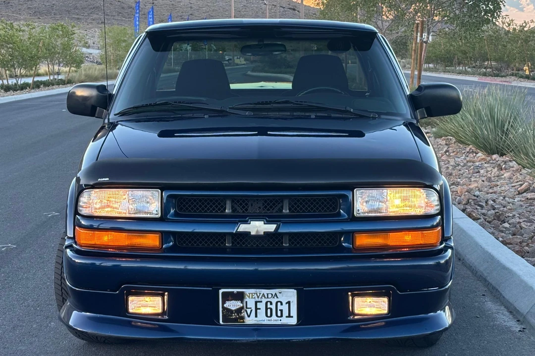 2003 Chevrolet S-10 - Image 2 of 31