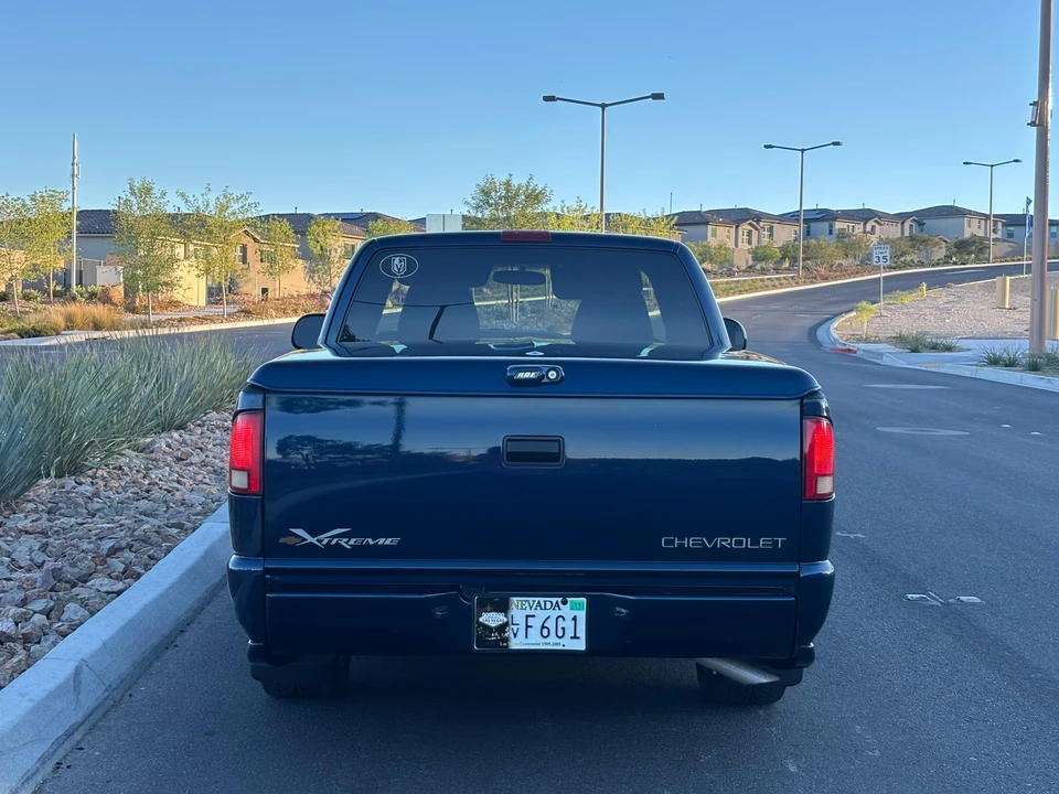 2003 Chevrolet S-10 - Image 10 of 31