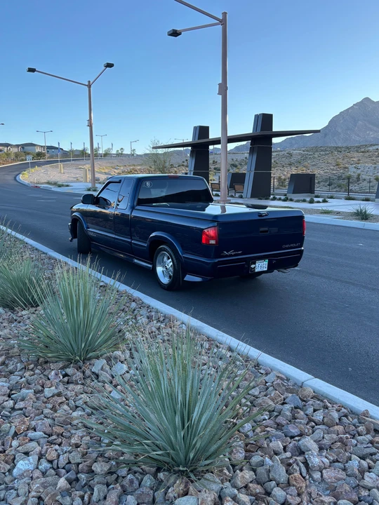 2003 Chevrolet S-10 - Image 9 of 31
