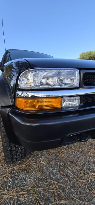 2003 Chevrolet S-10 - Image 28 of 31