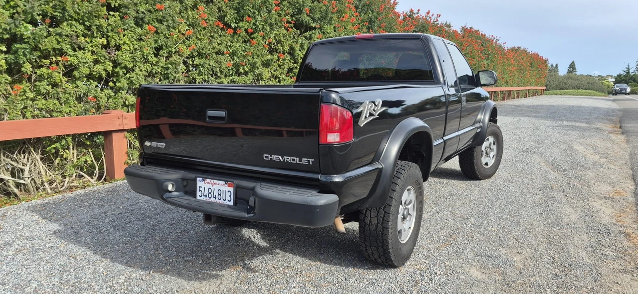 2003 Chevrolet S-10 - Image 20 of 31
