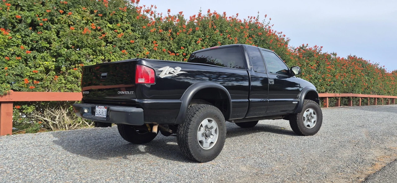2003 Chevrolet S-10 - Image 21 of 31