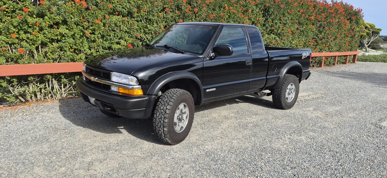 2003 Chevrolet S-10 - Image 14 of 31