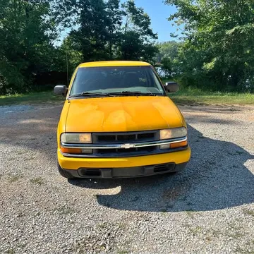 2003 Chevrolet S-10 LS