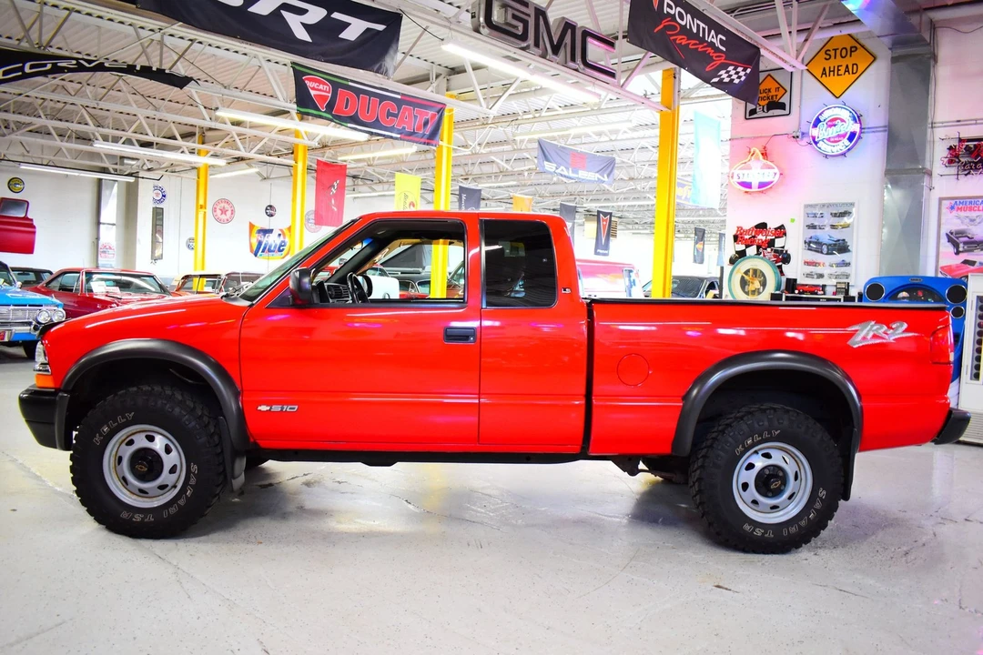 2003 Chevrolet S-10 - Image 18 of 20