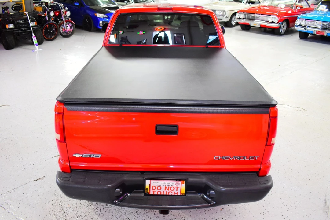2003 Chevrolet S-10 - Image 13 of 20