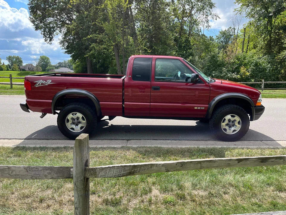 2003 Chevrolet S-10 Blazer 2nd Gen - Image 15 of 31