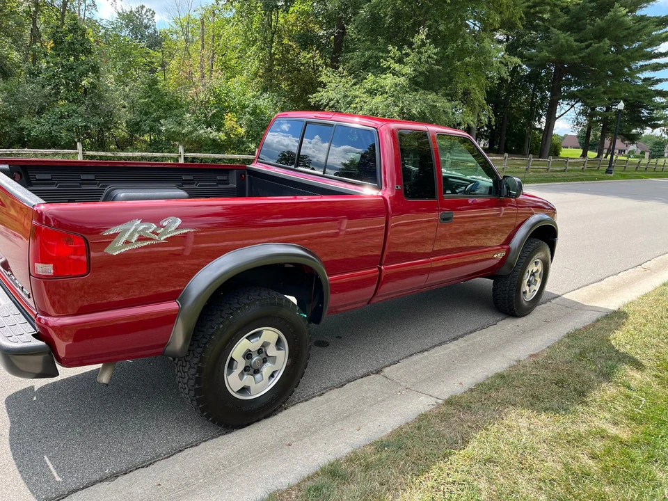 2003 Chevrolet S-10 Blazer 2nd Gen - Image 14 of 31