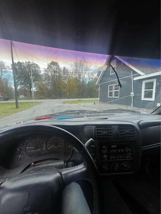 2003 Chevrolet S-10 - Image 8 of 8