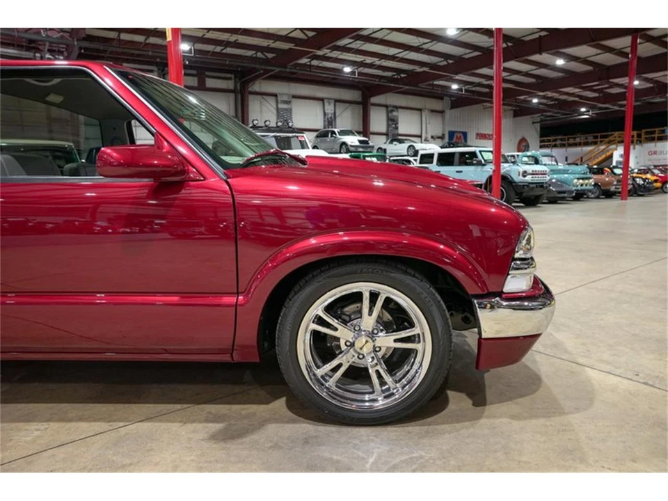 2003 Chevrolet S-10 - Image 11 of 31