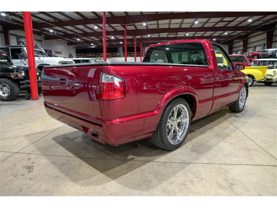 2003 Chevrolet S-10 - Image 8 of 31