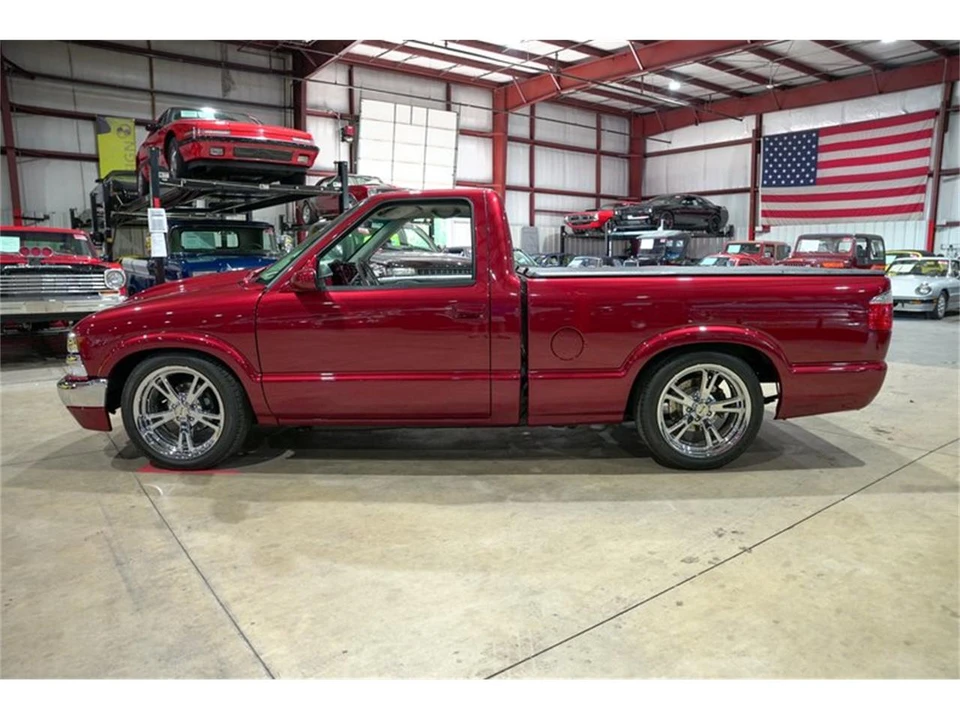 2003 Chevrolet S-10 - Image 4 of 31