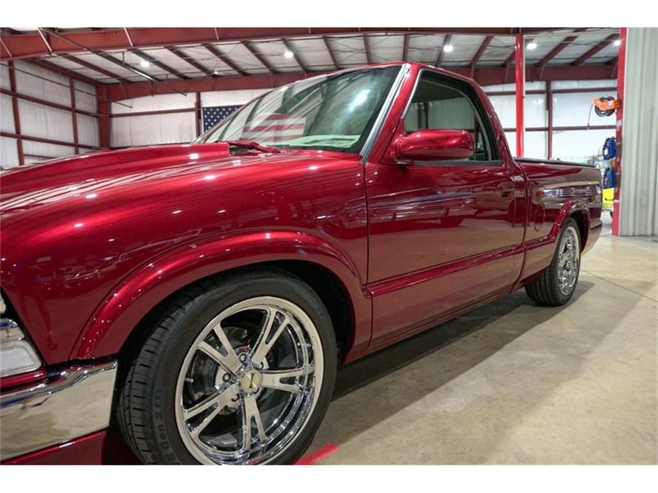 2003 Chevrolet S-10 - Image 24 of 31