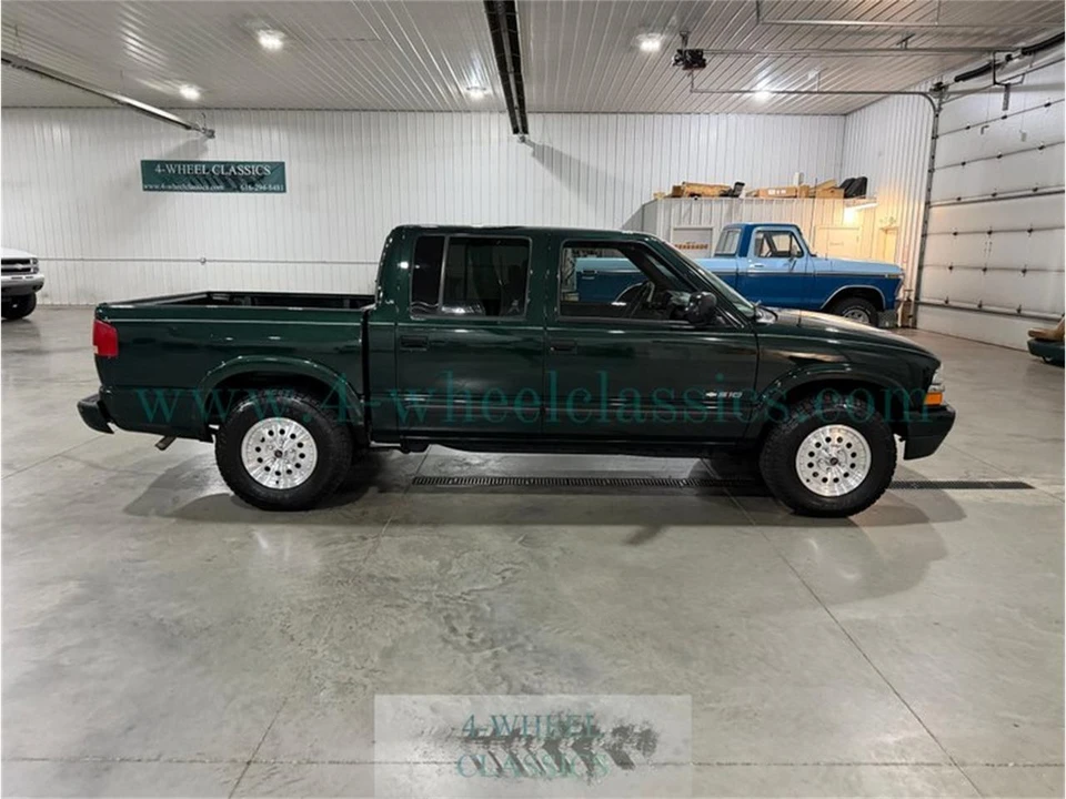 2003 Chevrolet S-10 - Image 6 of 31