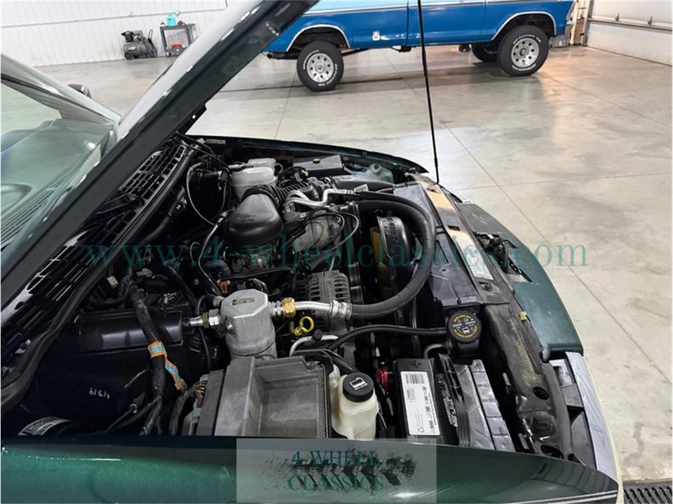 2003 Chevrolet S-10 - Image 29 of 31