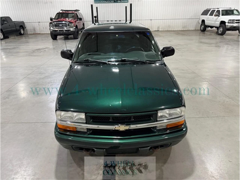 2003 Chevrolet S-10 - Image 9 of 31