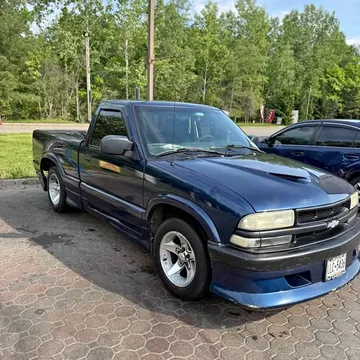 2003 Chevrolet S10 2D