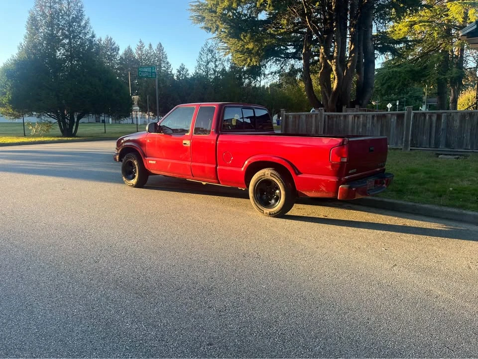 2003 Chevrolet S-10 - Image 3 of 7