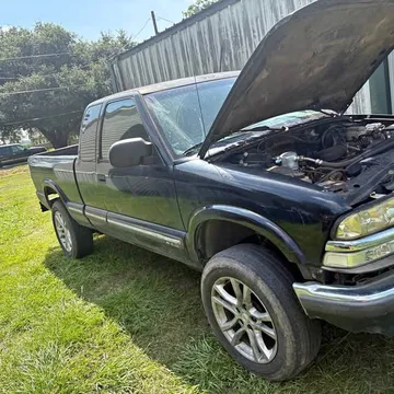 2003 Chevrolet S10 Extended Cab