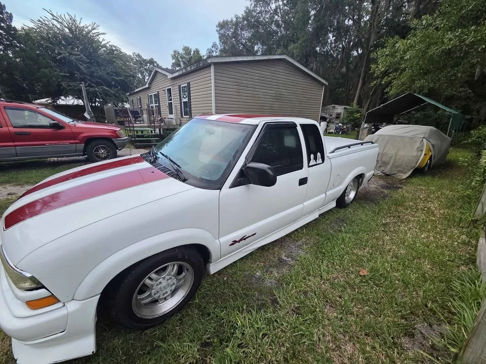 2003 Chevrolet S-10 - Image 3 of 13