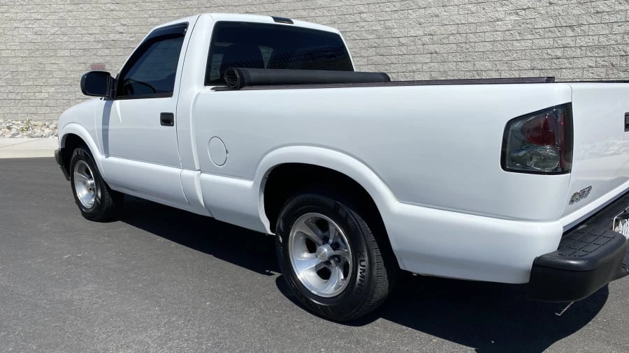 2003 Chevrolet S-10 - Image 14 of 16