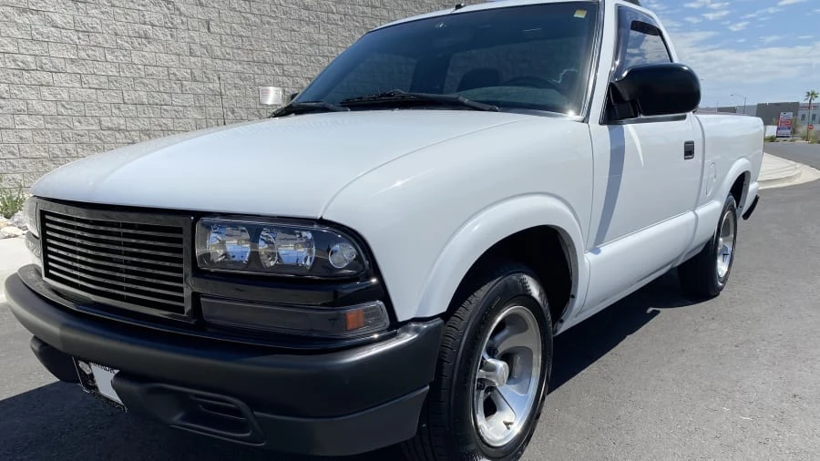 2003 Chevrolet S-10 - Image 16 of 16