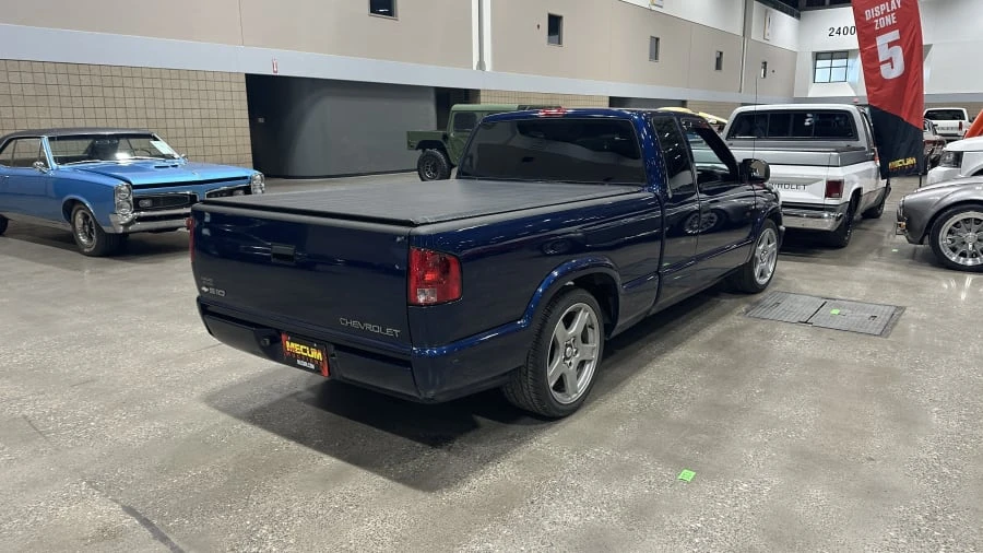 2003 Chevrolet S-10 - Image 2 of 4