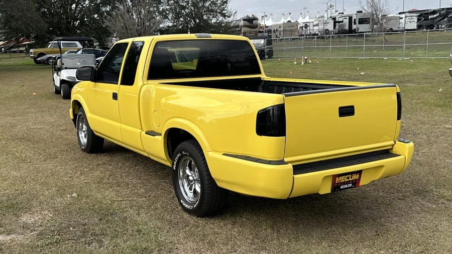 2003 Chevrolet S-10 - Image 4 of 6