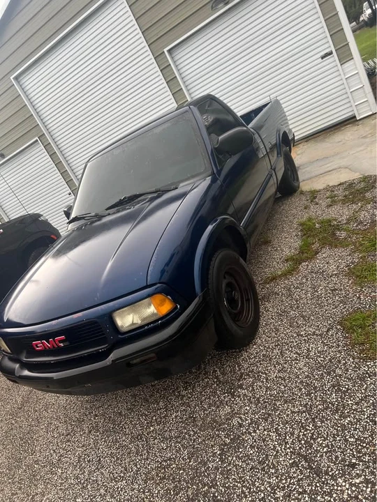 2003 Chevrolet S-10 - Image 11 of 12