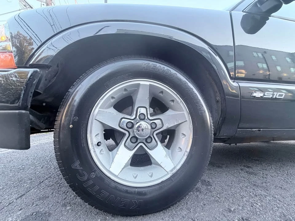 2003 Chevrolet S-10 - Image 16 of 20