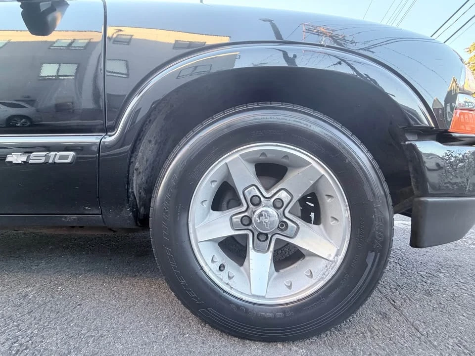 2003 Chevrolet S-10 - Image 15 of 20