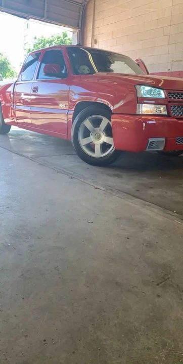 2003 Chevrolet SS - Image 10 of 12