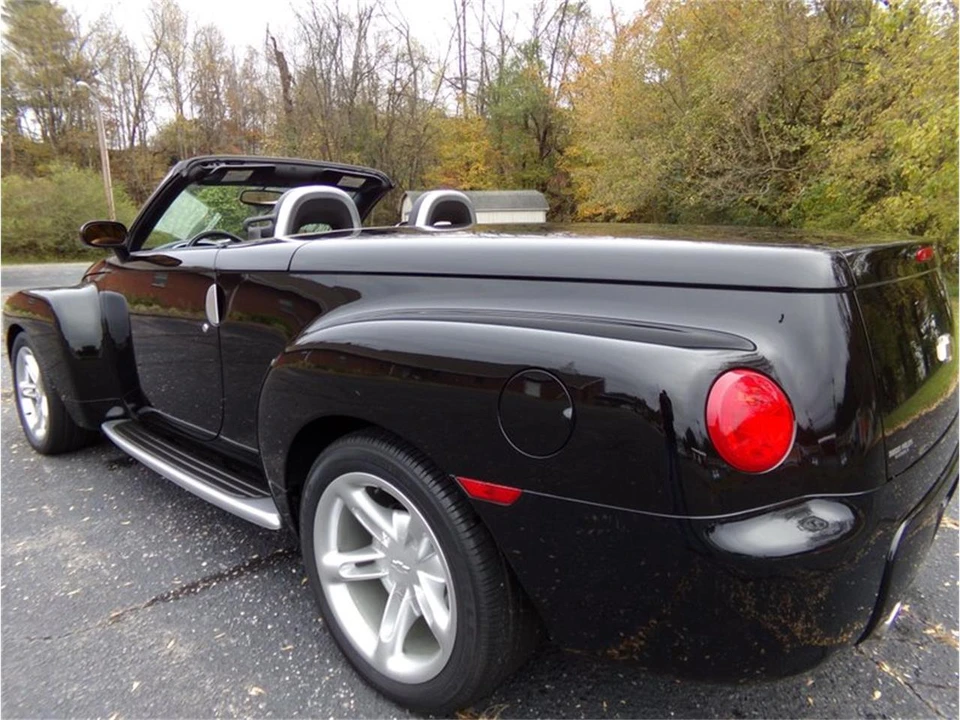 2003 Chevrolet SSR - Image 21 of 31