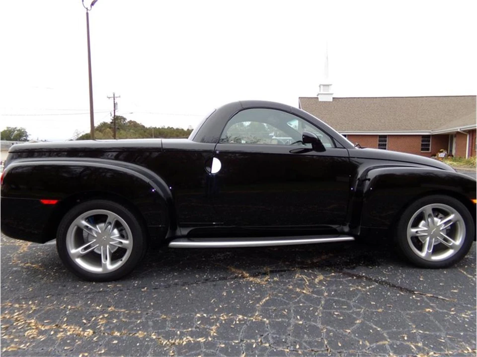 2003 Chevrolet SSR - Image 7 of 31