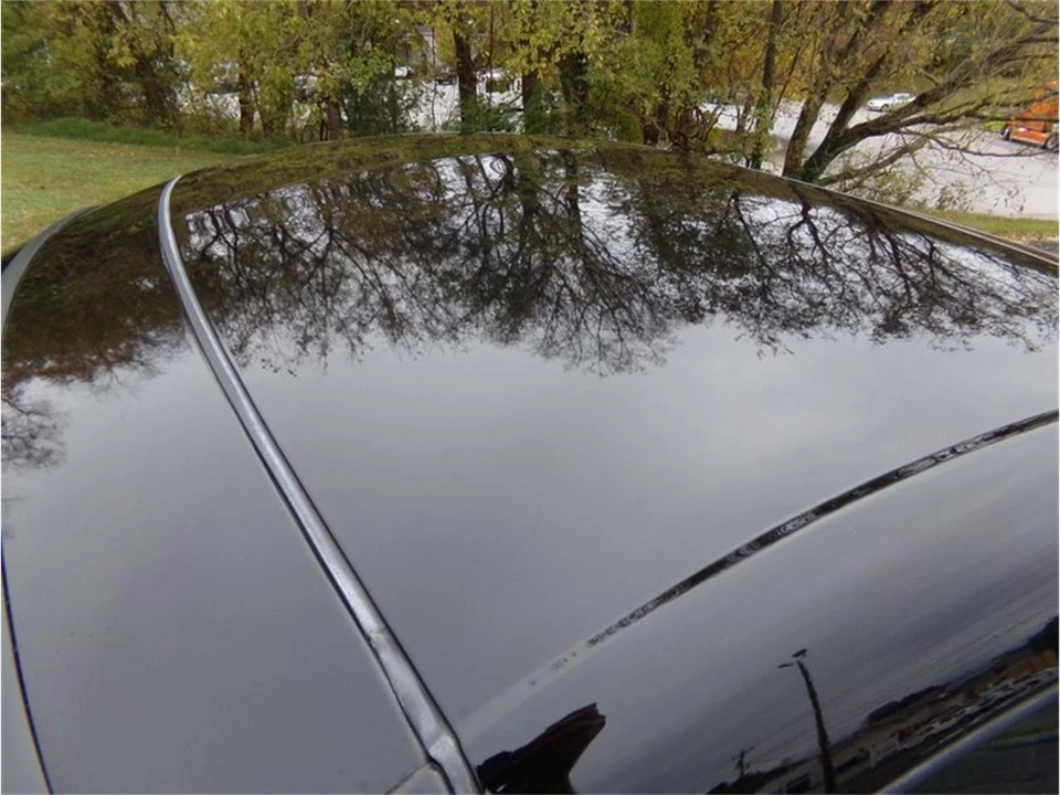 2003 Chevrolet SSR - Image 16 of 31