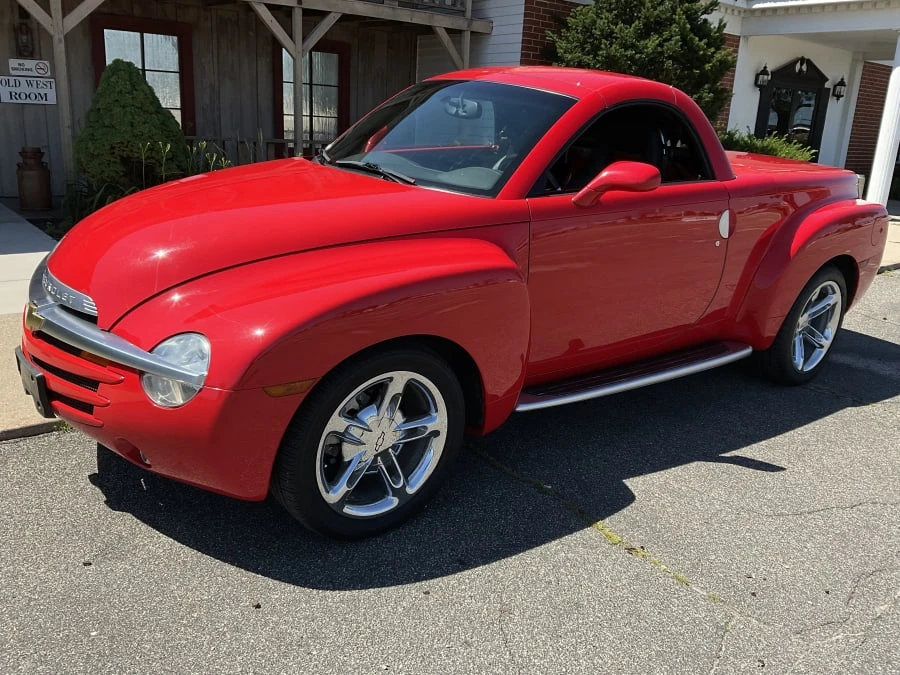 2003 Chevrolet SSR - Image 10 of 12