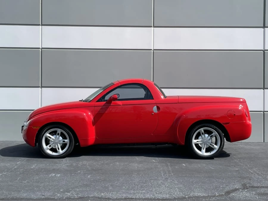 2003 Chevrolet SSR - Image 11 of 16