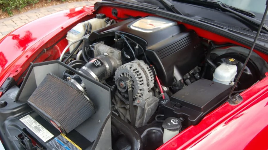 2003 Chevrolet SSR - Image 6 of 9