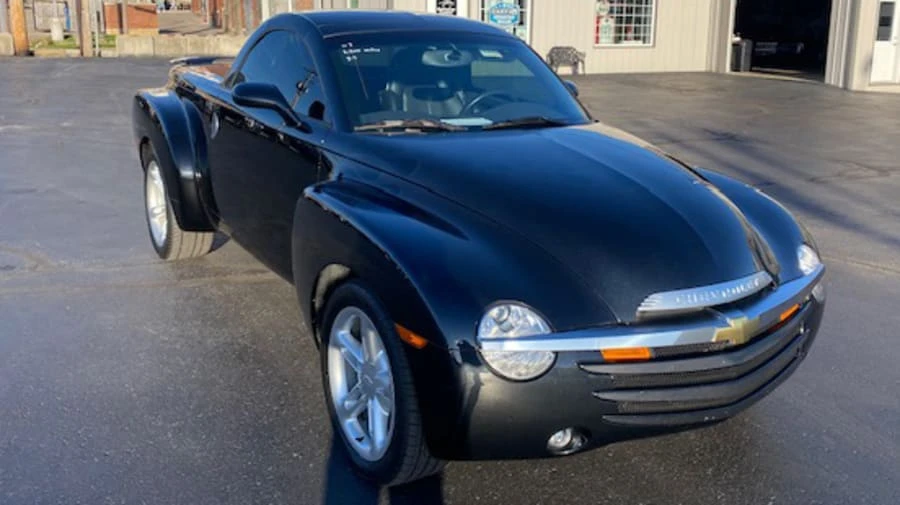 2003 Chevrolet SSR - Image 9 of 9