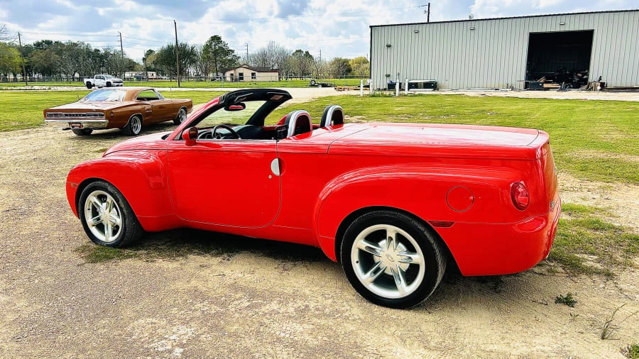 2003 Chevrolet SSR - Image 10 of 31