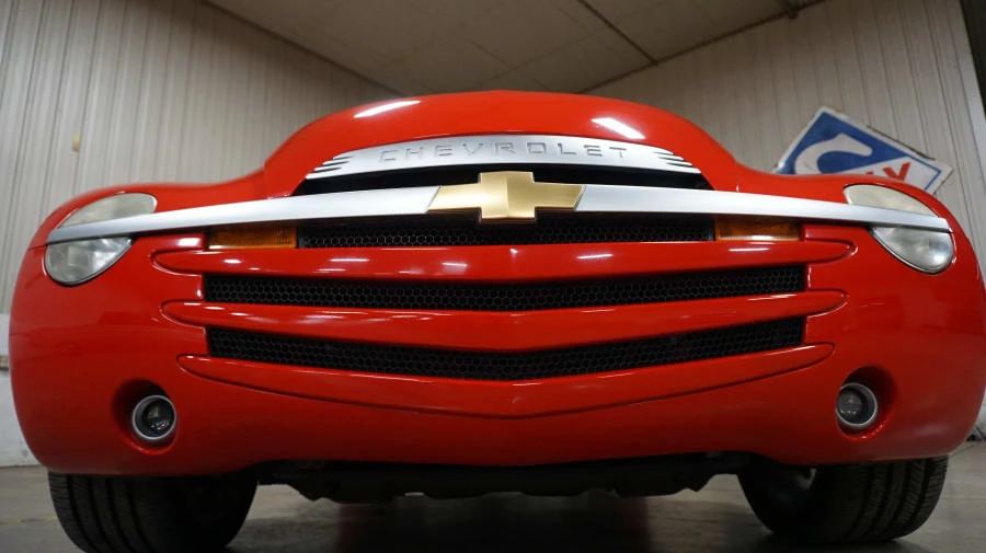 2003 Chevrolet SSR - Image 9 of 12