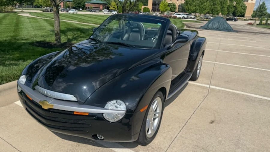 2003 Chevrolet SSR - Image 19 of 31