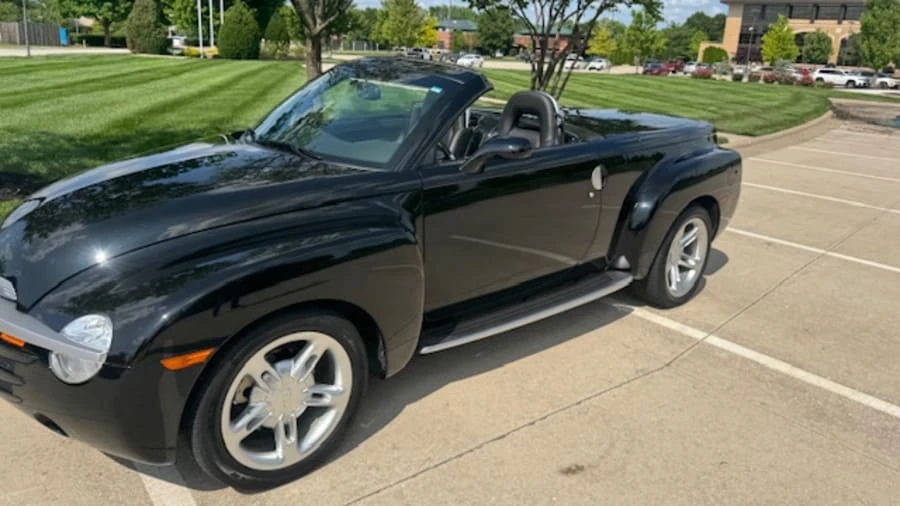 2003 Chevrolet SSR - Image 18 of 31